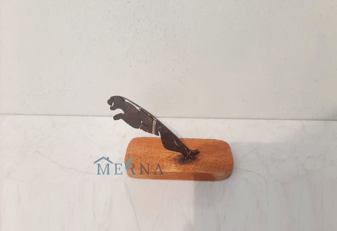 Merna Handmade Jaguar Dashboard Statue